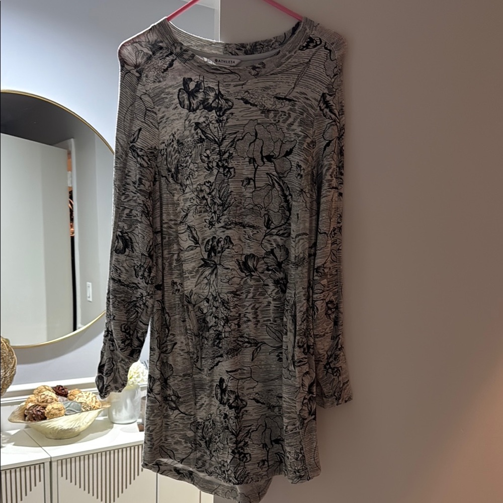 Athleta Black and Gray Bell Sleeve Sweater Dress